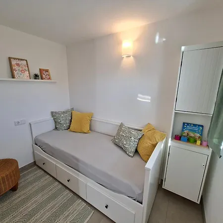 Luise Unterhalb Der Burg * Lindenfels