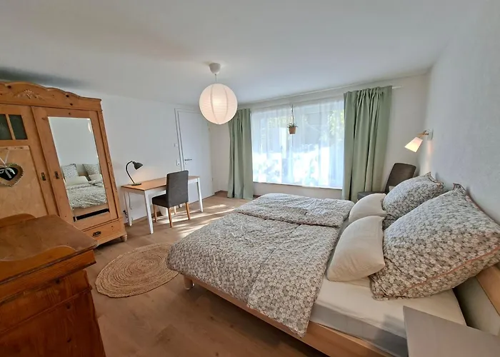 Luise Unterhalb Der Burg